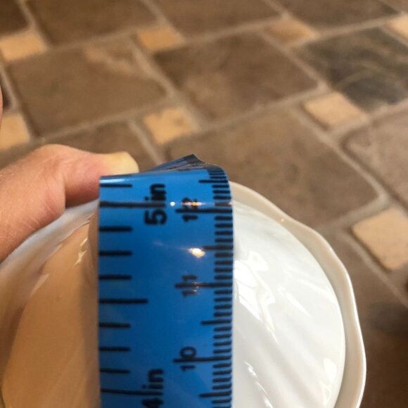 White Ceramic Creamer and Sugar Set Verdici Design - Picture 7 of 8